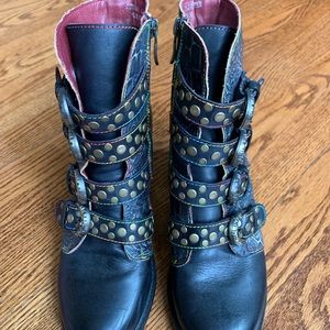 L’Artiste by Spring Step Wonderland Boots sz 38